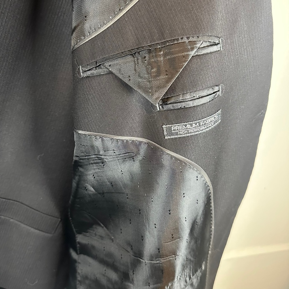 Lineage High Performance Vested Two-Button Black … - image 5